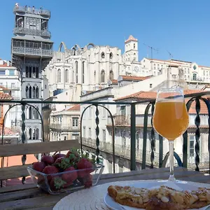 Ando Living - Santa Justa 79 House Lisbon